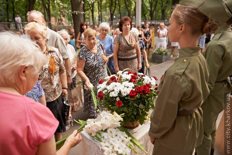 В Орджонікідзевському районі відкрили три меморіальні дошки Героям Радянського Союзу