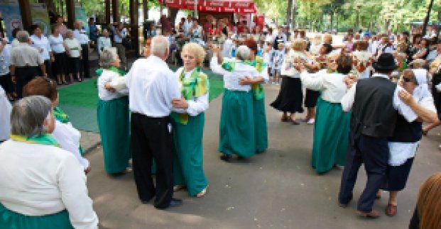 У Харкові пройшов заключний концерт фестивалю клубів активного довголіття