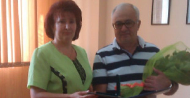 В Орджонікідзевському районі нагородили кращих його представників