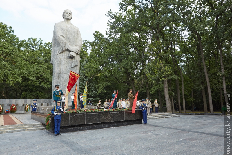 На Меморіалі Слави вшанували пам'ять полеглих героїв війни