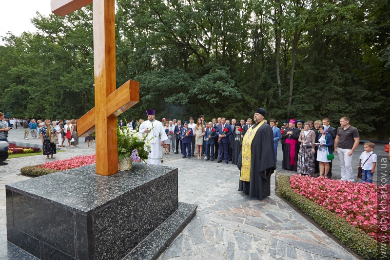 На Меморіалі Слави вшанували пам'ять полеглих героїв війни