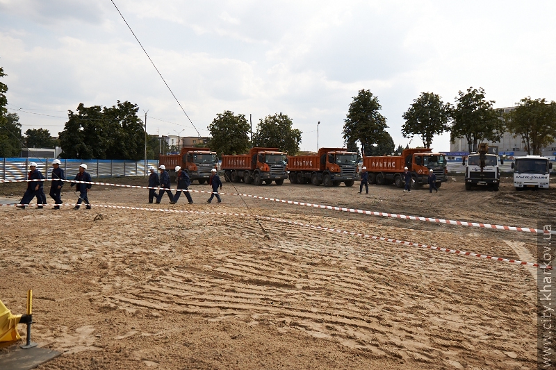 Офіційно стартувало будівництво «Харків-Арени»
