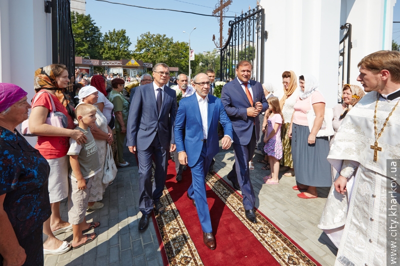 На Салтівці освячено храм Преображення Господнього