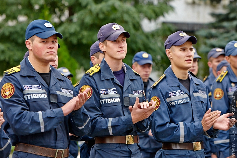 Університету цивільного захисту подарували пожежну автодрабину