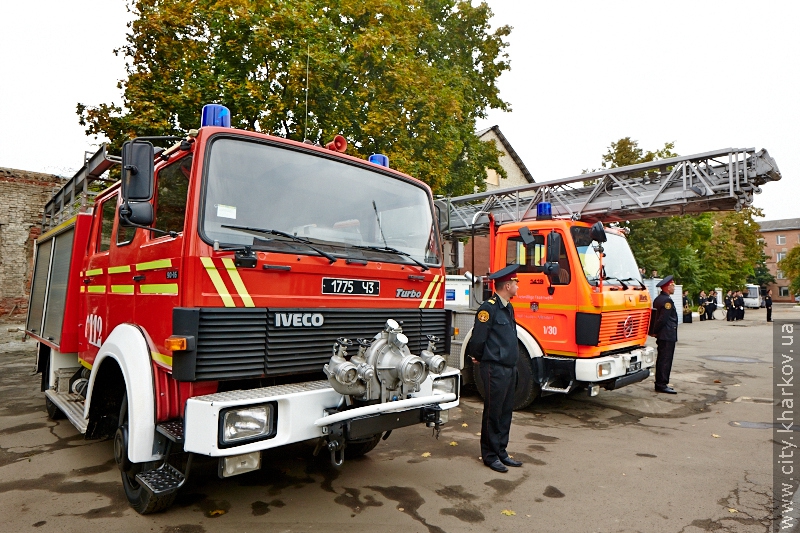 Університету цивільного захисту подарували пожежну автодрабину