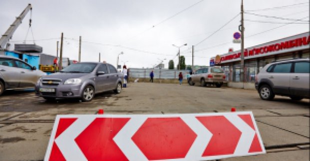 По провулку Золотому завтра заборонять рух транспорту