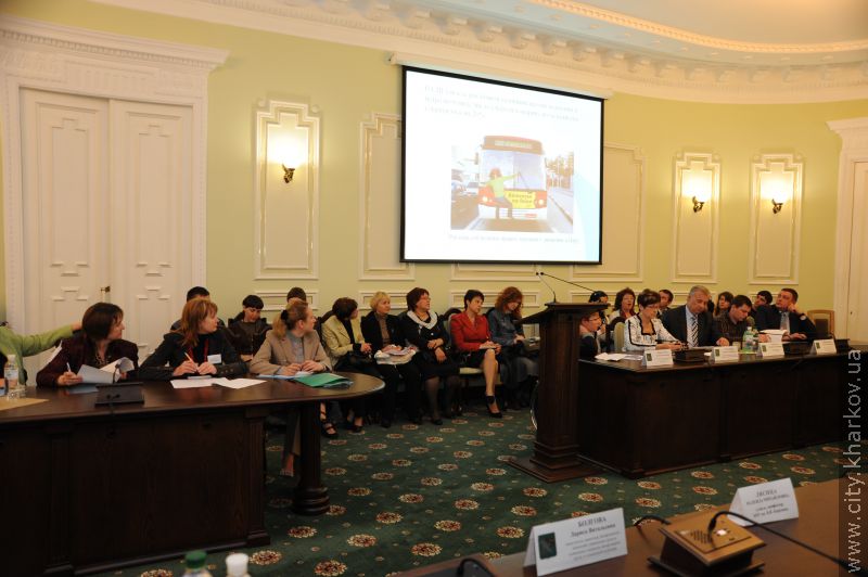 При Харківському міському голові буде створено Раду з питань соціальної реклами