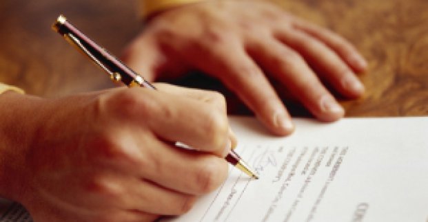 Місто просить уряд упорядкувати питання видачі довідок для отримання допомоги
