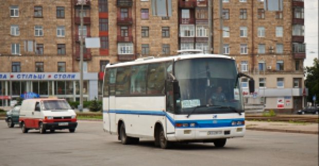 У перевізників-нелегалів конфісковуватимуть автобуси