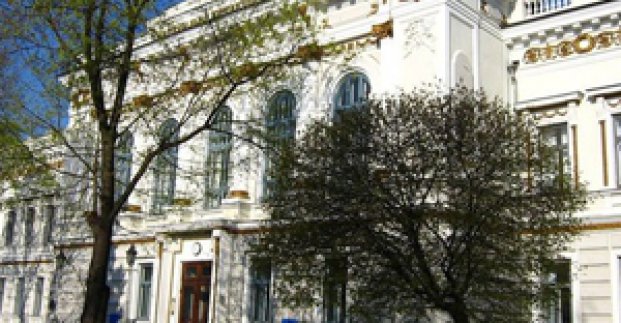 Геннадій Кернес проводить особистий прийом у юракадемії
