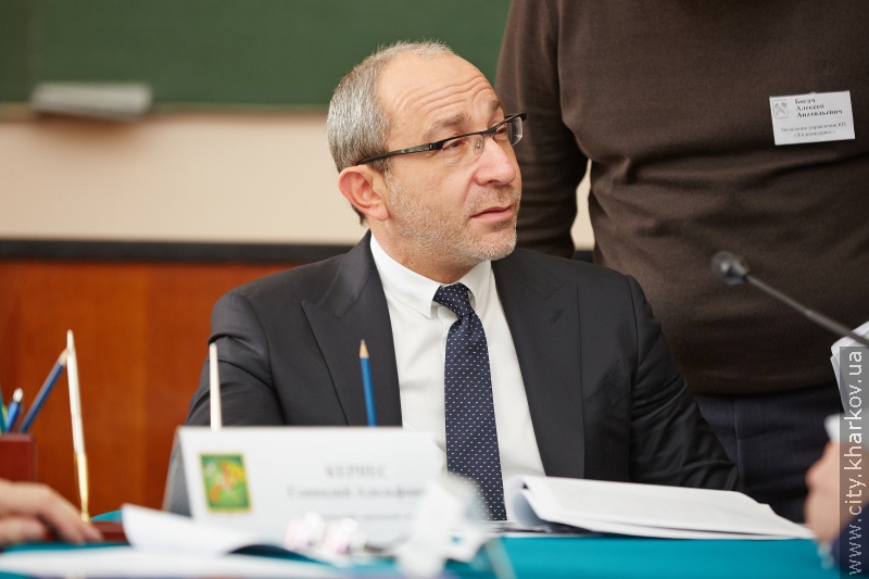Геннадій Кернес проводить особистий прийом у юракадемії