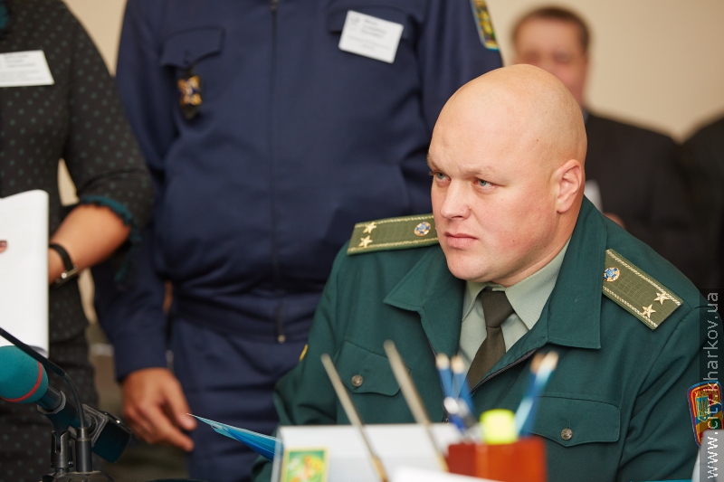 Геннадій Кернес проводить особистий прийом у юракадемії