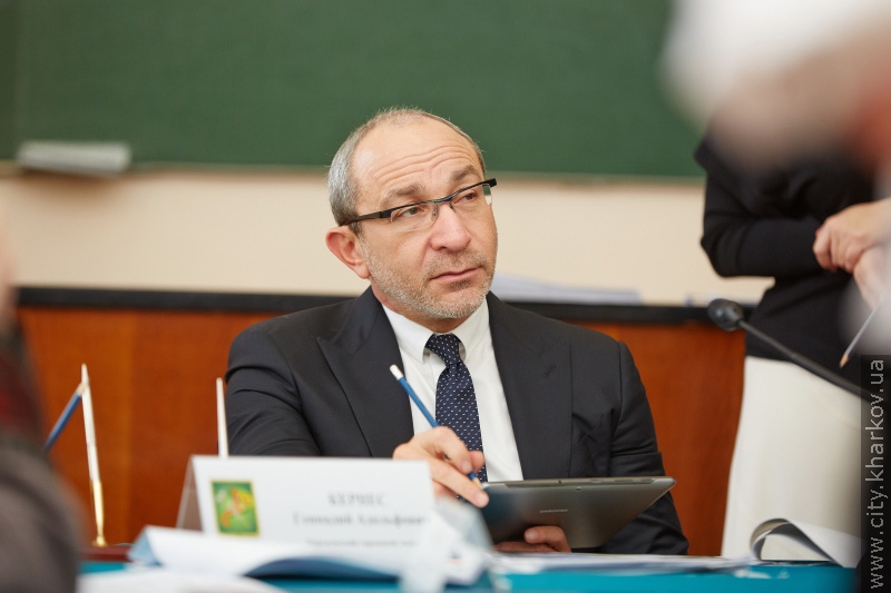 Геннадій Кернес проводить особистий прийом у юракадемії
