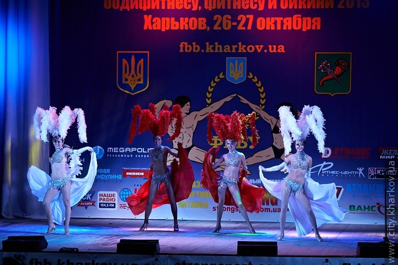 Більше 200 атлетів зібрав у Харкові чемпіонат України з бодібілдингу, фітнесу та бікіні