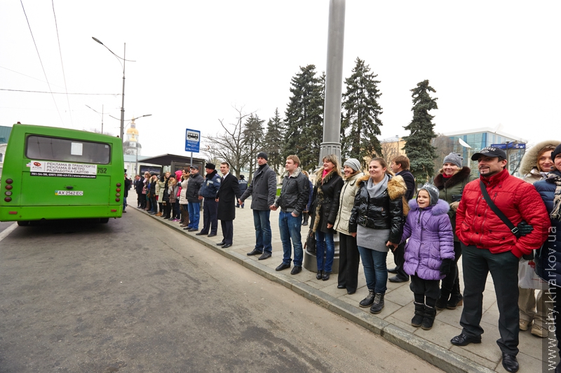 Волонтери та ДАІ ловили в Харкові недисциплінованих пішоходів