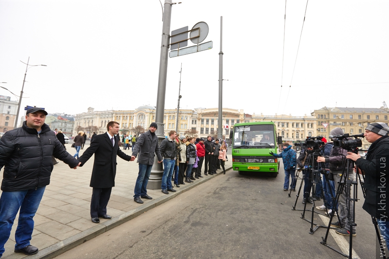 Волонтери та ДАІ ловили в Харкові недисциплінованих пішоходів