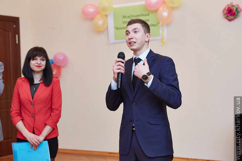 У Харкові пройшов святковий концерт «Бути волонтером модно!»