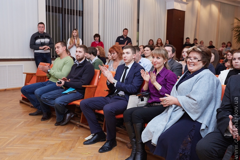 У Харкові пройшов святковий концерт «Бути волонтером модно!»