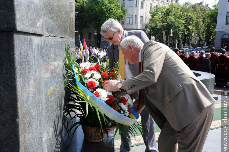 У Харкові відзначили 150 років з дня перепоховання Тараса Шевченка