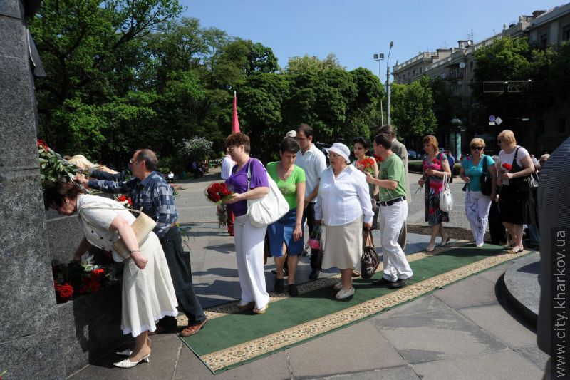 У Харкові відзначили 150 років з дня перепоховання Тараса Шевченка
