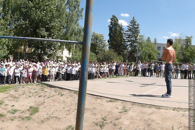 Протягом року харківські воркаутери провели майстер-класи в 30 школах міста