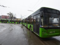 Пасажири тролейбусів просять продовжити маршрути на Рогань і Олексіївку