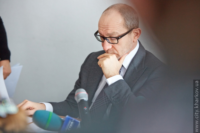 Почався особистий прийом Геннадія Кернеса у ТЦ «Барабашово»
