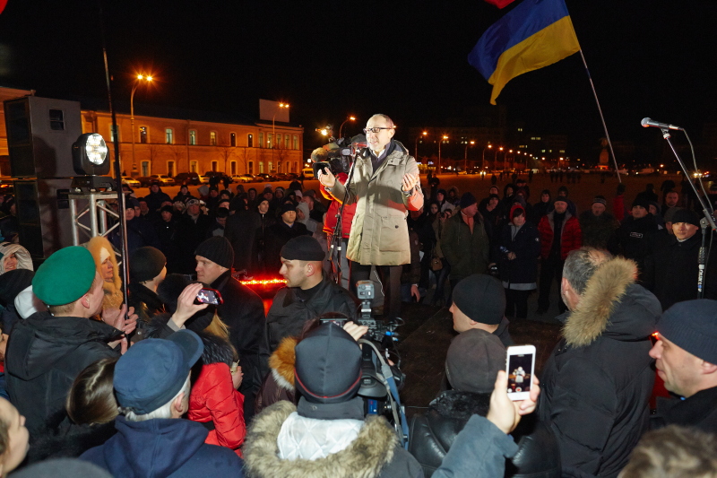 Геннадій Кернес: Пишаюся патріотами на площі Свободи