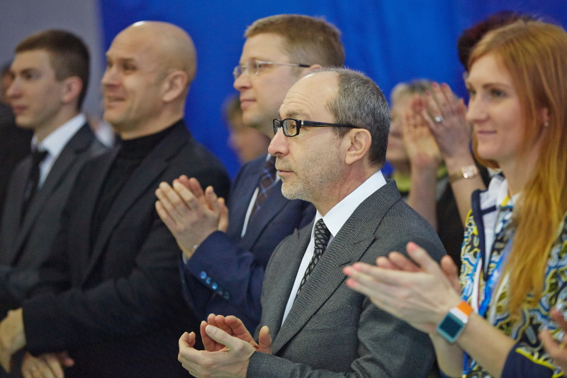 Геннадій Кернес привітав переможців Малих Олімпіських ігор