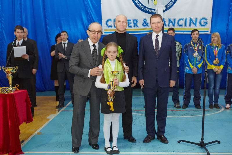 Геннадій Кернес привітав переможців Малих Олімпіських ігор
