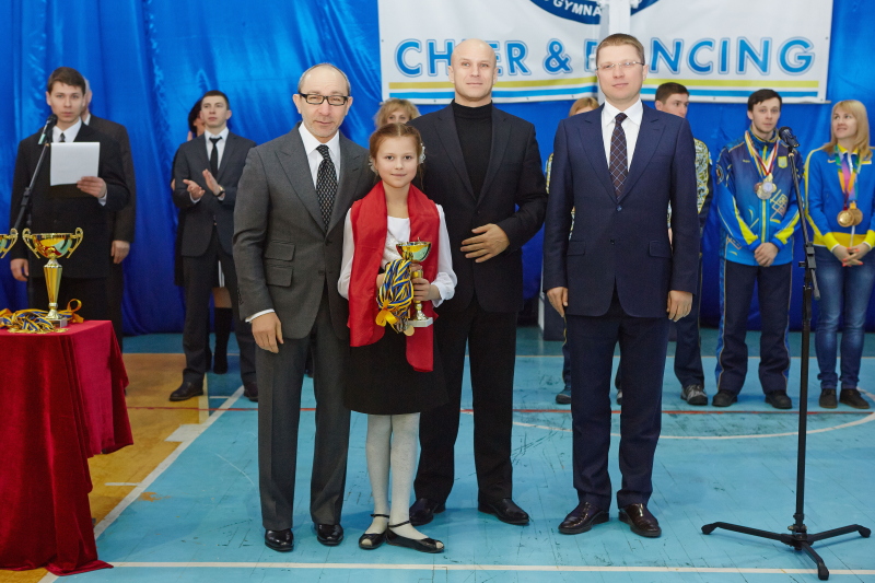Геннадій Кернес привітав переможців Малих Олімпіських ігор