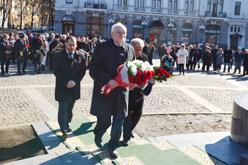 У Харкові відзначили 200-ту річницю з дня народження Тараса Шевченка