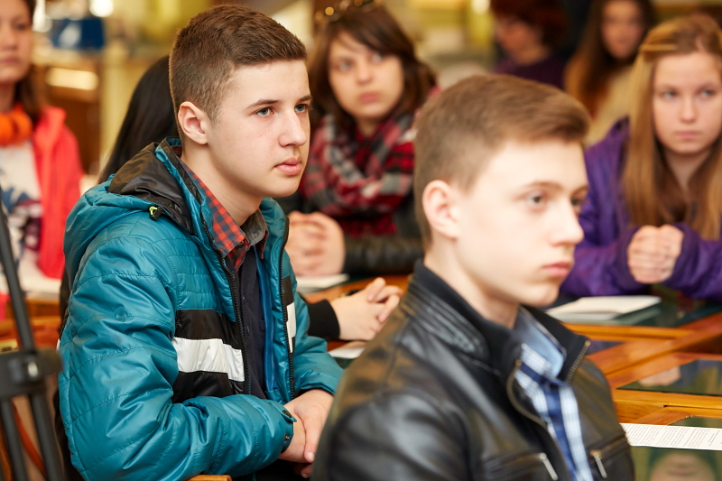 Харківським ліцеїстам розповіли, як користуватися банківськими картами