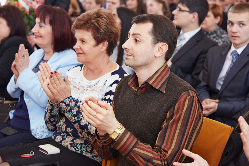 У Ленінському районі визначили переможців конкурсу «Молода людина року»