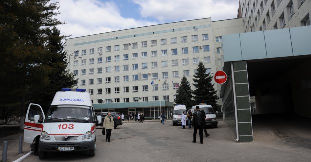 У лікарні невідкладної допомоги перебувають троє постраждалих