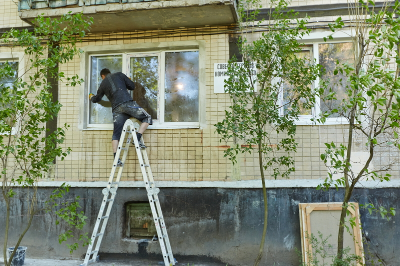 У приміщенні ради ветеранів Комінтернівського району завершується ремонт