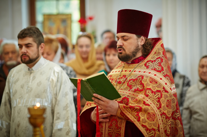 У храмі святої цариці Тамари пройшов молебень за здоров'я Геннадія Кернеса