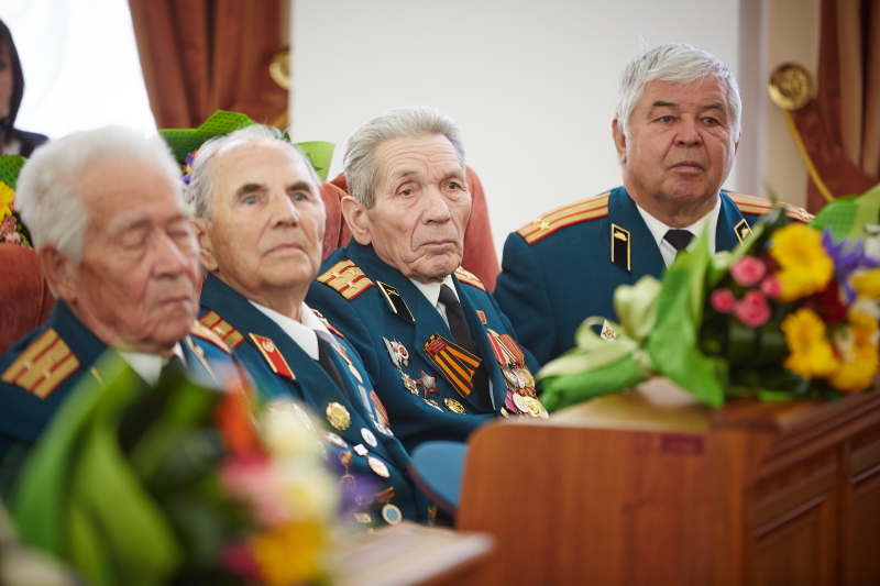 Геннадій Кернес: Я повернуся і в першу чергу зустрінуся з ветеранами