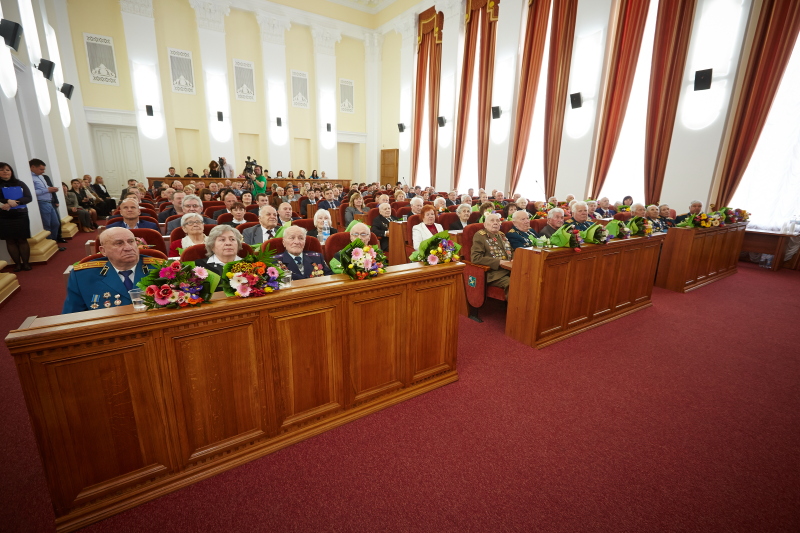 Геннадій Кернес: Я повернуся і в першу чергу зустрінуся з ветеранами