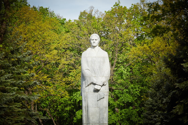 На Меморіалі Слави вшанували пам'ять полеглих у Великій Вітчизняній війні