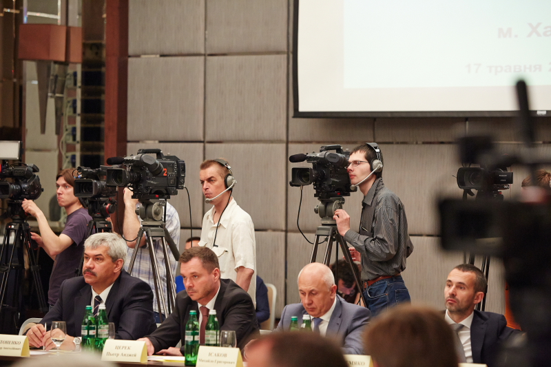 У Харкові відбувся Всеукраїнський круглий стіл національного єднання