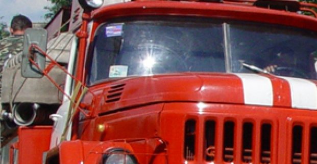 Міська влада виділила харківським рятувальникам паливо