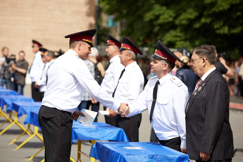 Лави українських рятувальників поповнили півтисячі молодих фахівців