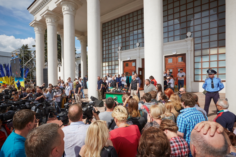 Геннадій Кернес повернувся до Харкова