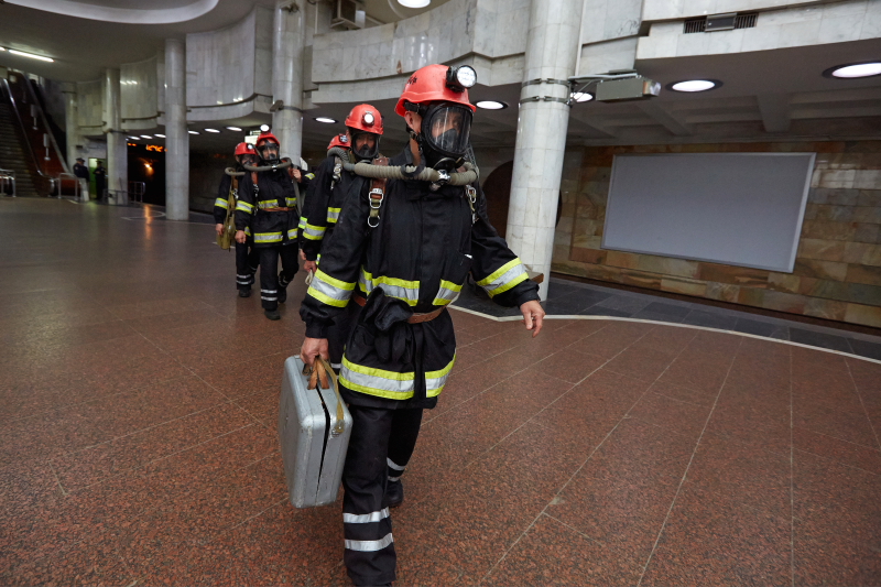 У метрополітені відбулися навчання по знешкодженню невідомого предмета