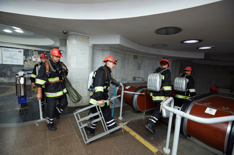 У метрополітені відбулися навчання по знешкодженню невідомого предмета