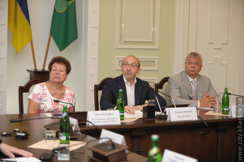 Геннадій Кернес презентував Харків іноземним журналістам