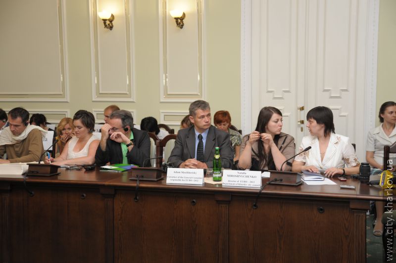 Геннадій Кернес презентував Харків іноземним журналістам