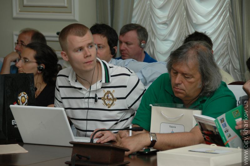Геннадій Кернес презентував Харків іноземним журналістам