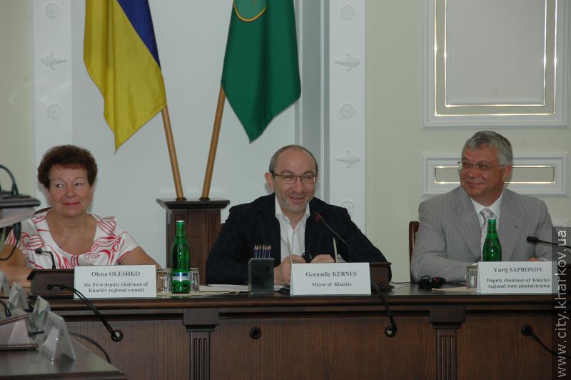 Геннадій Кернес презентував Харків іноземним журналістам